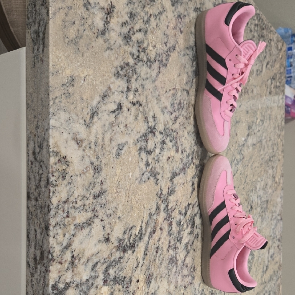 Messi Edition Adidas Pink Samba Sneakers.  Childrens Size 6/Womens Size 8. - Picture 8 of 8